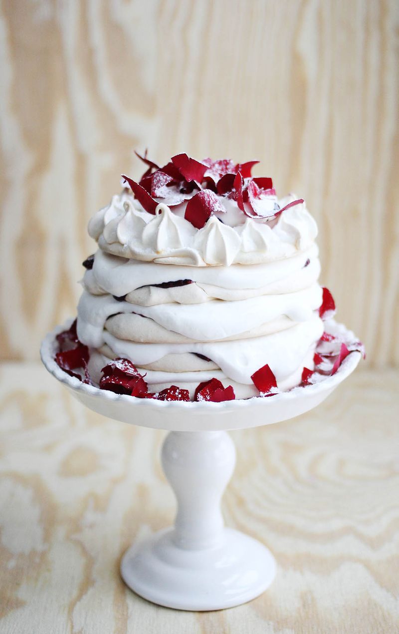 Pavlova with rose whipped cream 