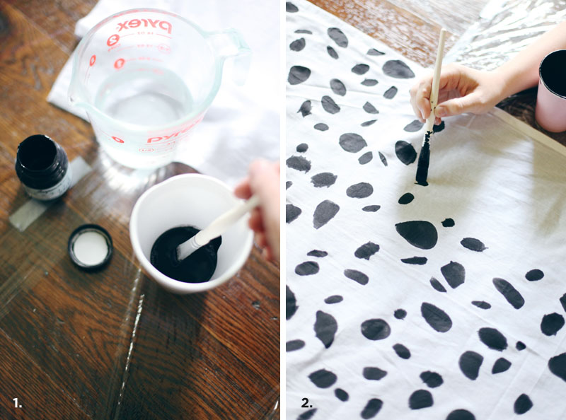 Give a pair of curtains the spotty treatment! Click through for tips + instructions.
