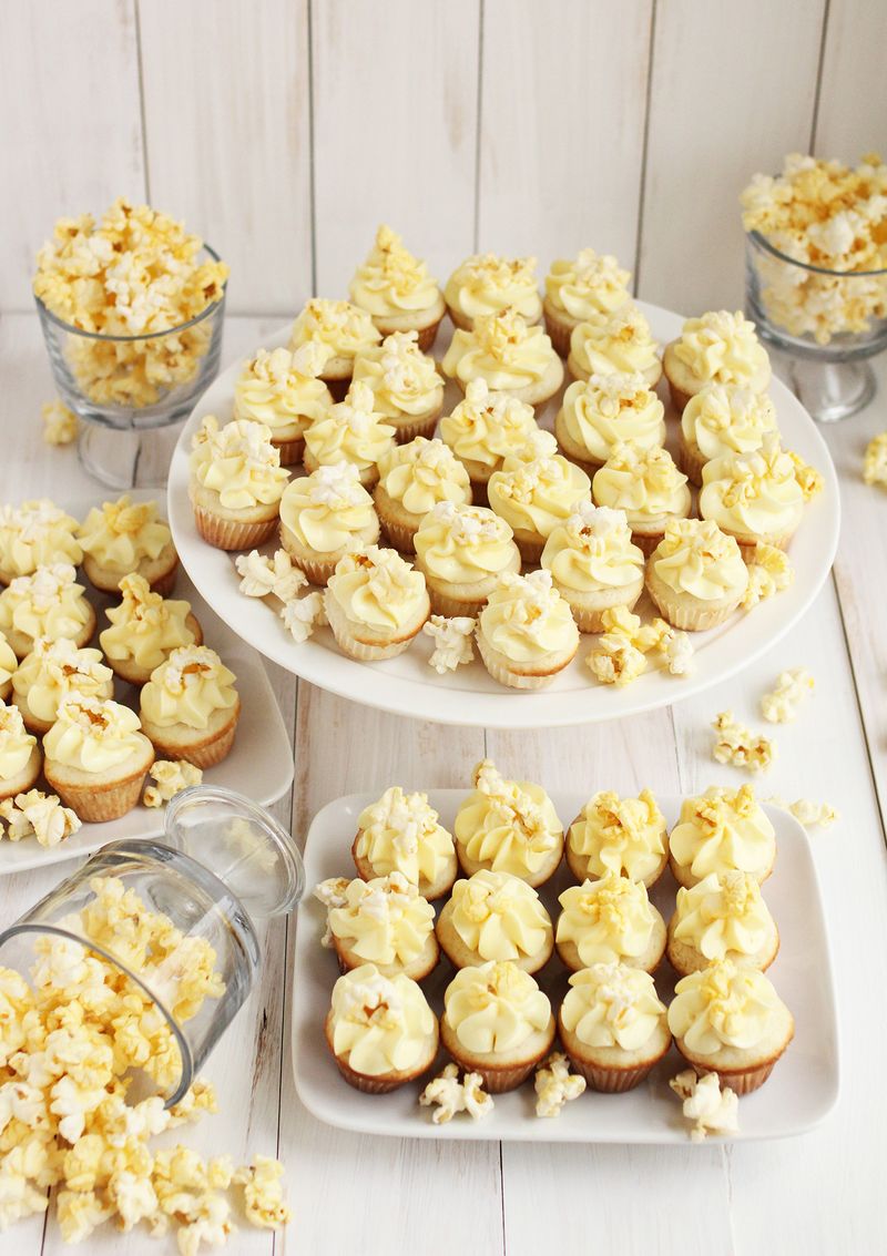 Buttered popcorn cupcakes 
