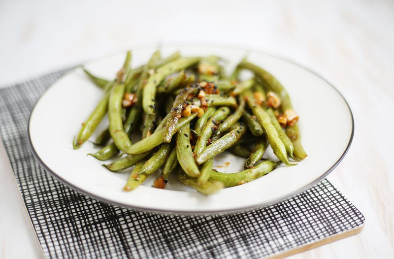 Garlic and Miso Green Beans (click through for recipe) 