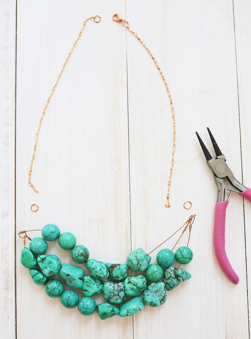 How to make a simple beaded necklace 