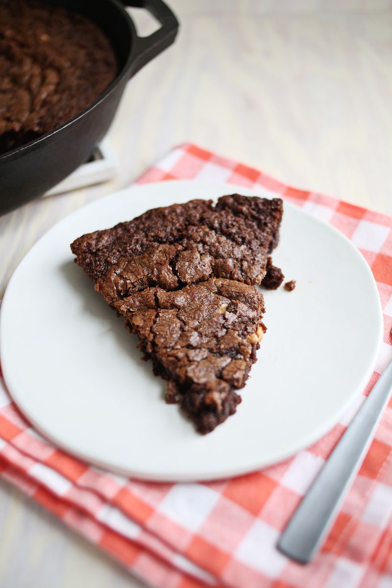 Best ever skillet brownie (click through for recipe) 
