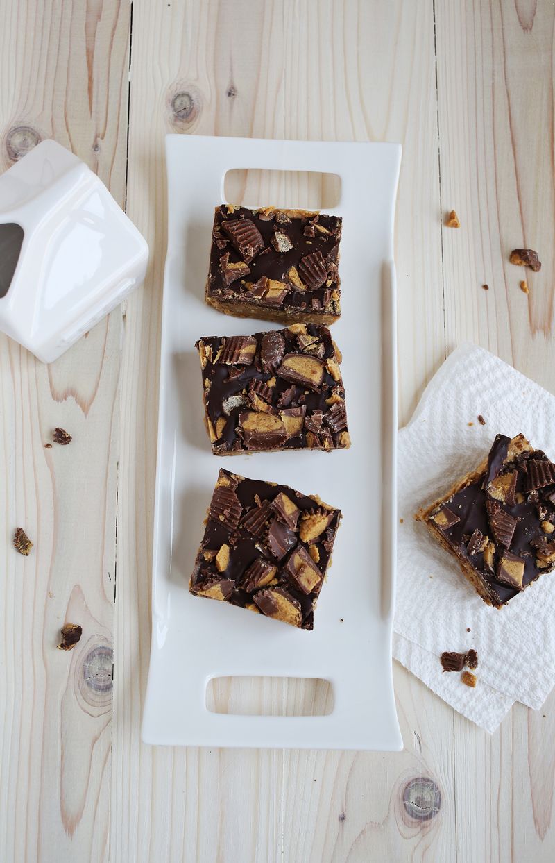 Peanut butter cup bars  