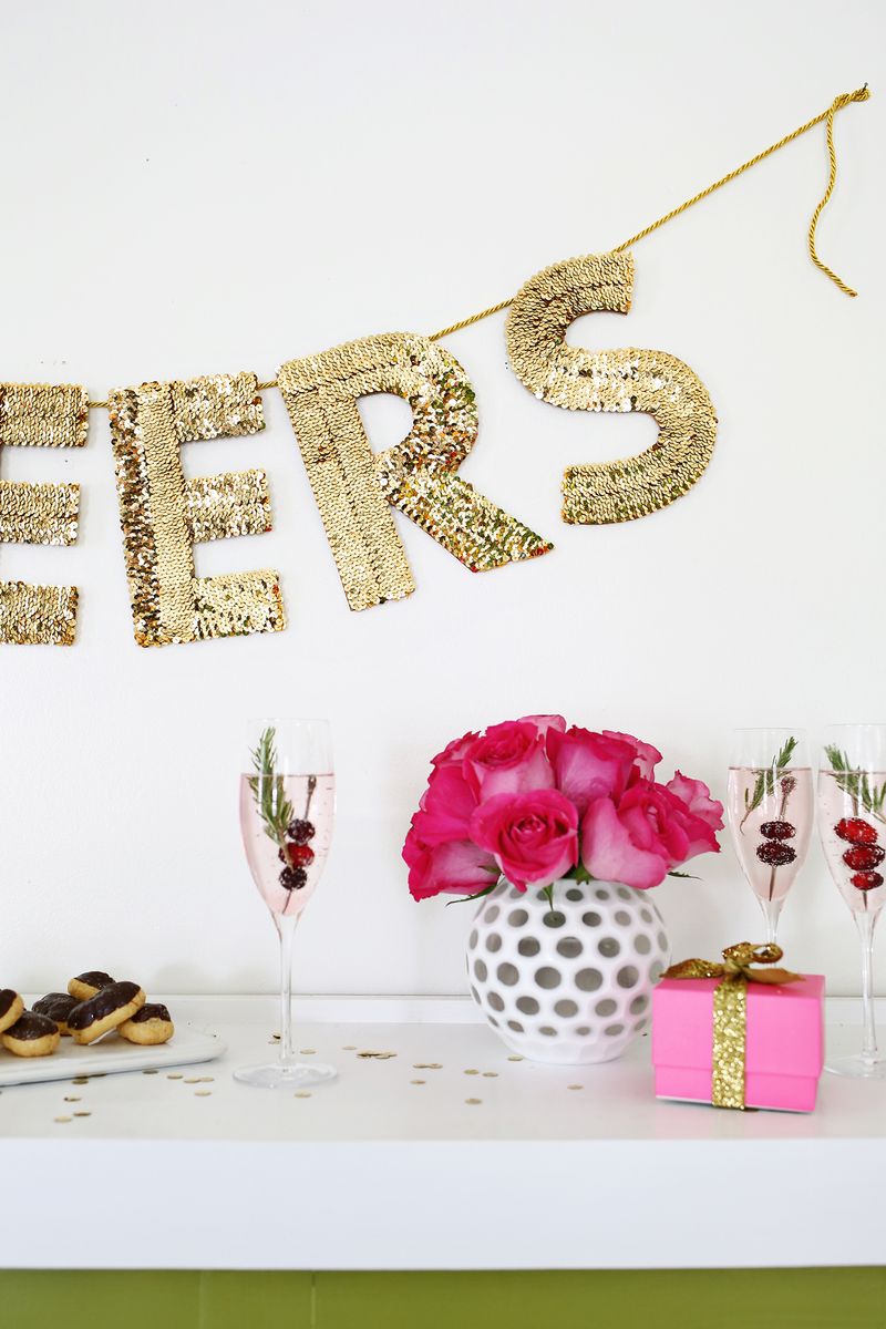 Love this! Sequin letter garland DIY (click through for tutorial) 