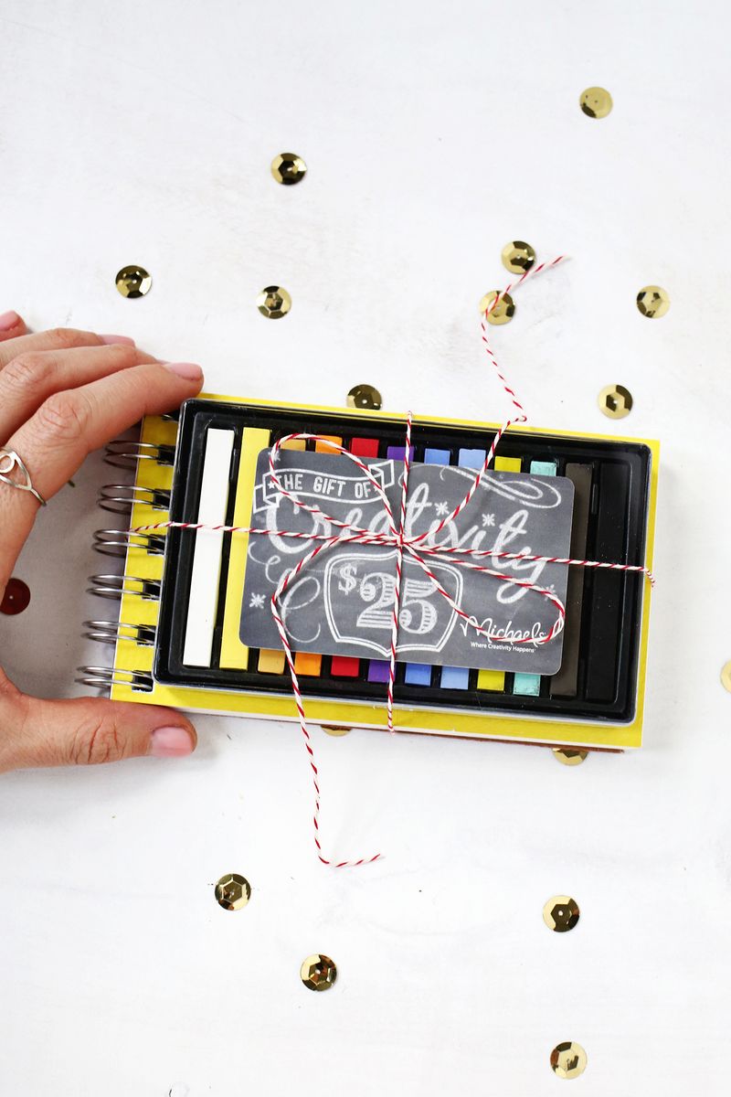 Totally doing these this year! 5 Creative Ways to Wrap Gift Cards (click through for more)