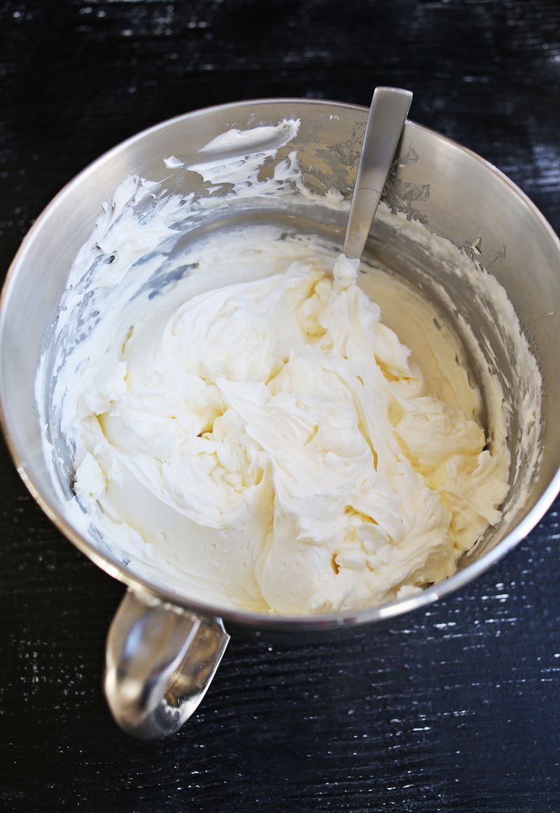 Tips for making swiss buttercream frosting