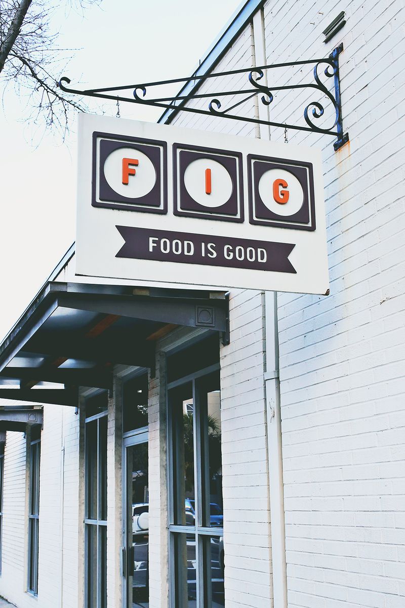 FIG in Charleston, South Carolina (click through for a full travel guide!)