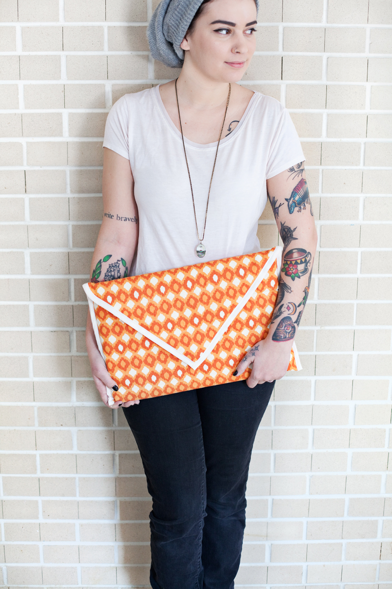 Make this simple and stylish laptop sleeve- it's even padded and water resistant!