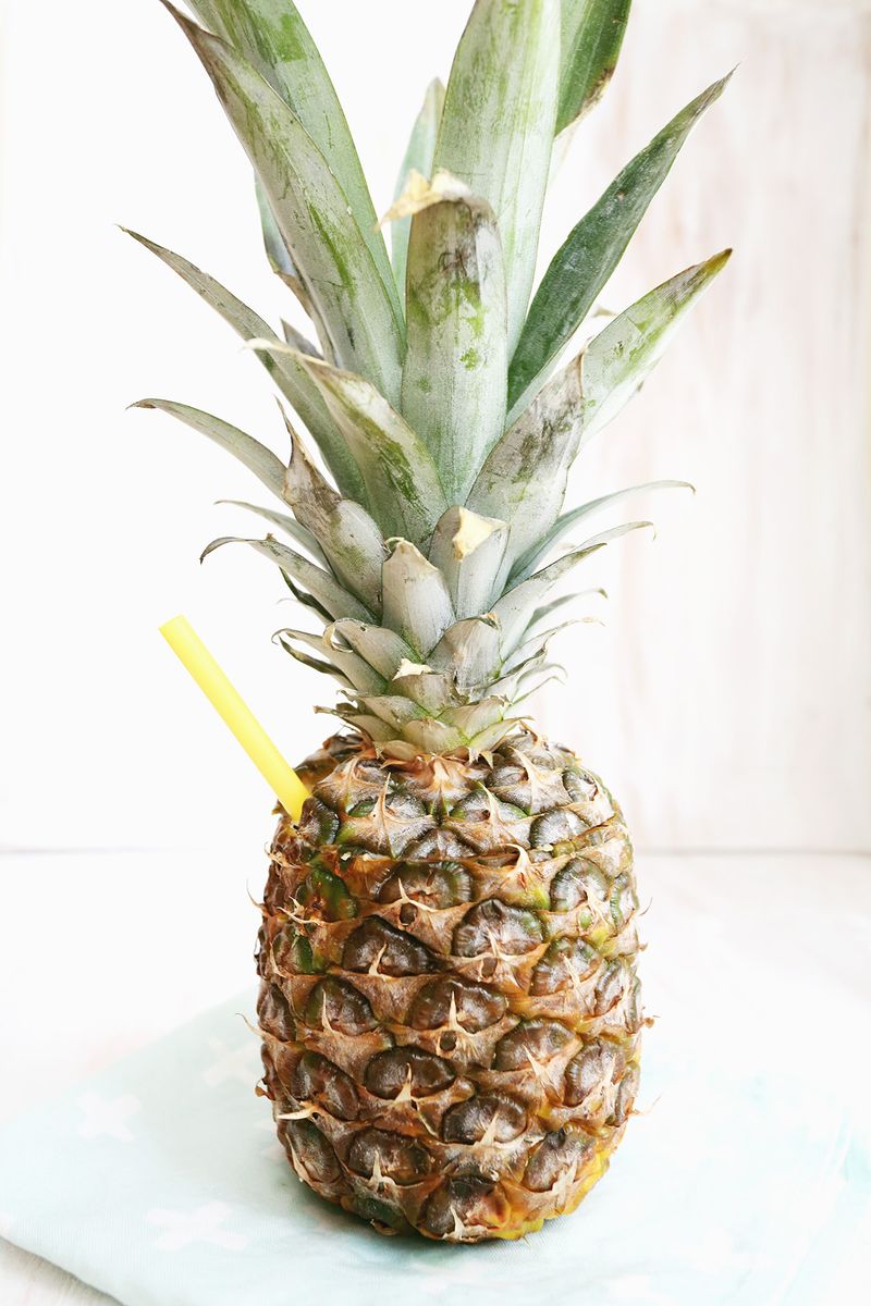 Pineapple Coconut Daiquiri in A PINEAPPLE CUP!!