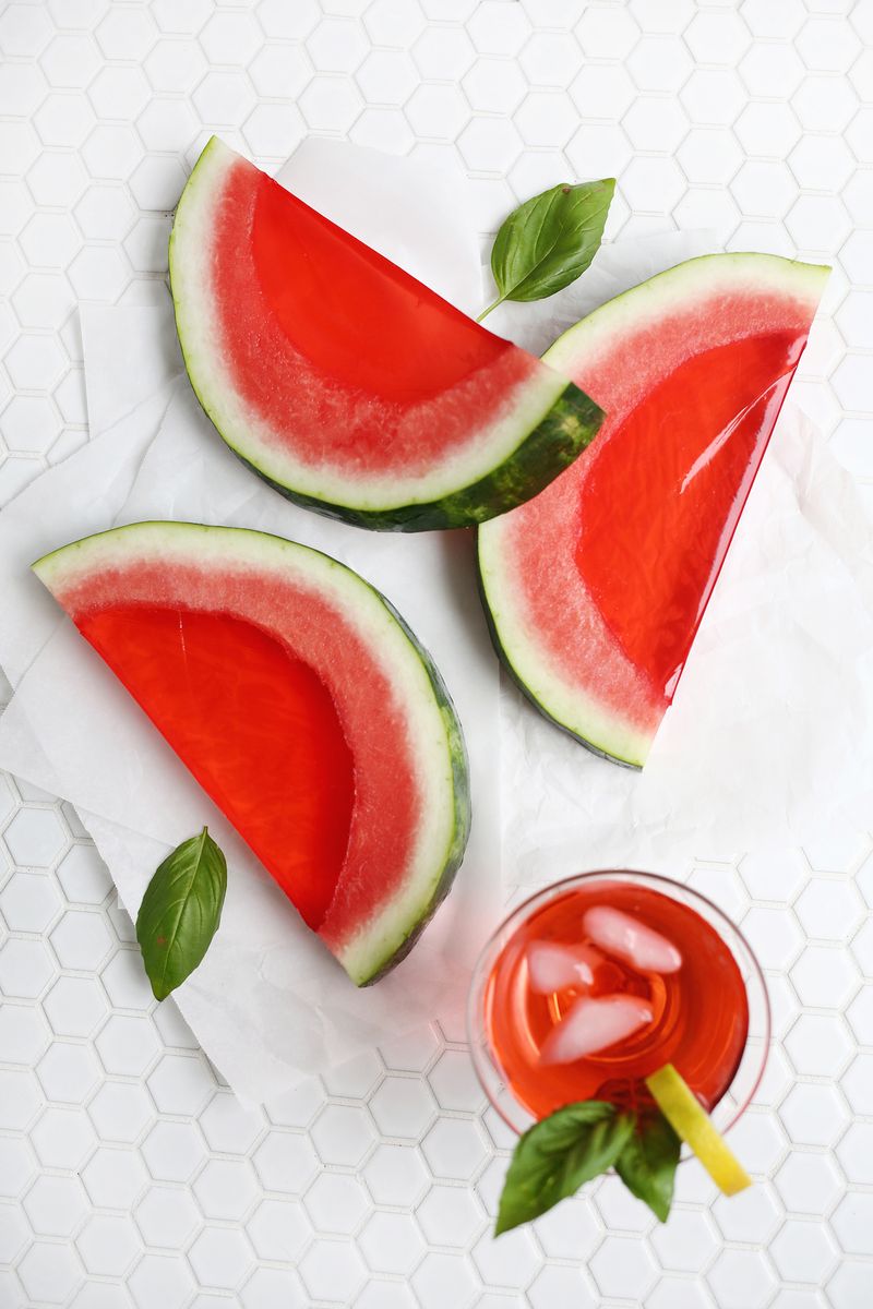 No way! Watermelon Slice Jello Shots! (Click through for the tutorial 