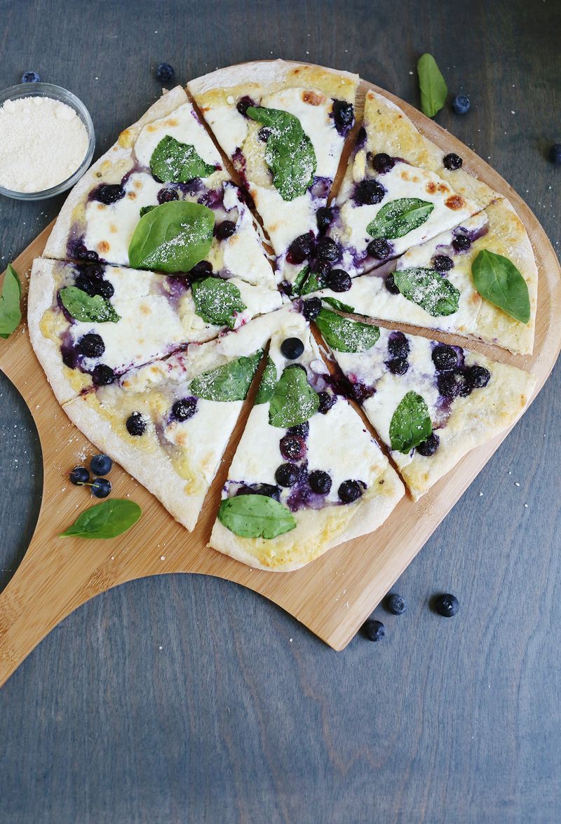 White sauce and blueberry pizza 