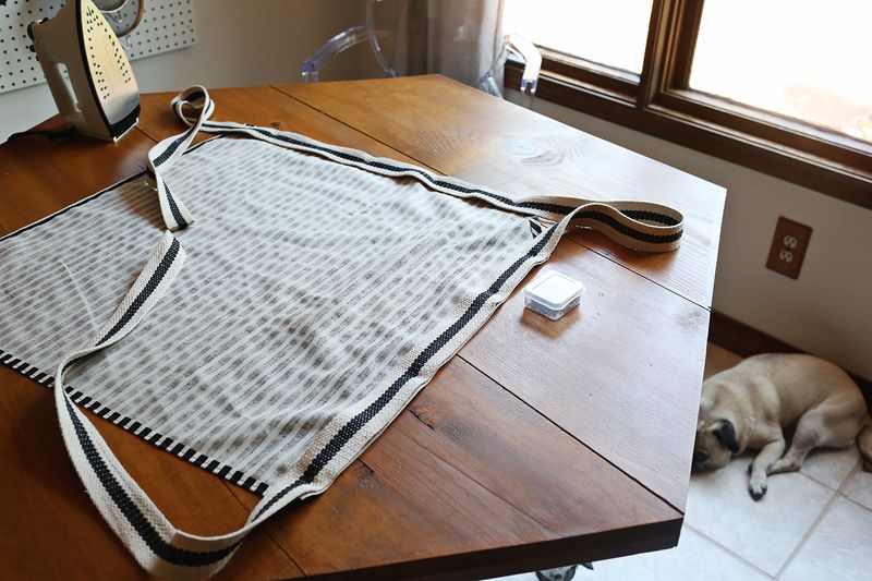 How to sew a simple apron
