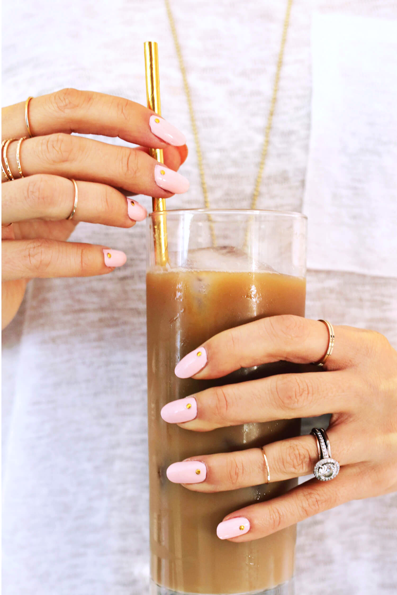 Gold Stud Manicure DIY (click through for tutorial) 