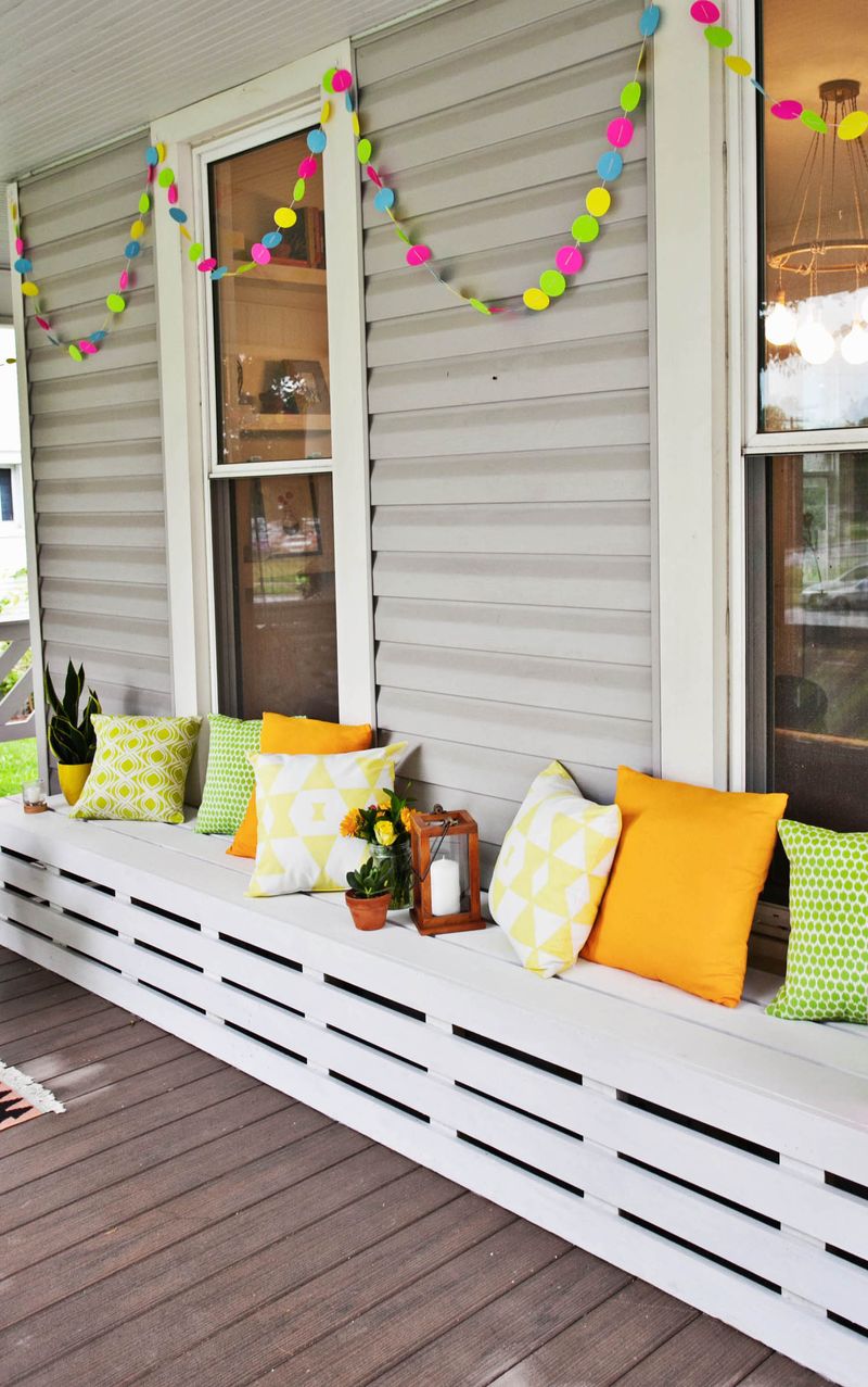 How to style a front porch 