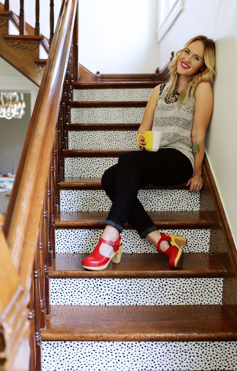 Stair makeover from abeautifulmess.com