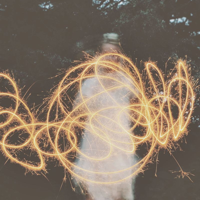 How to light paint with sparklers