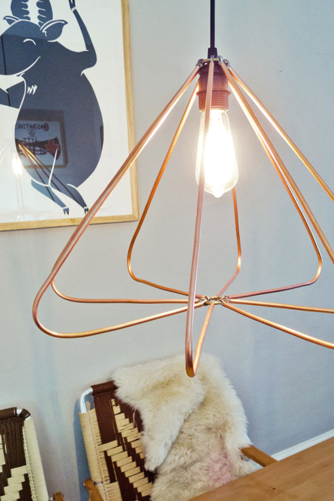 10 Awesome DIY Brass Light Fixtures! (click through for the complete list)    