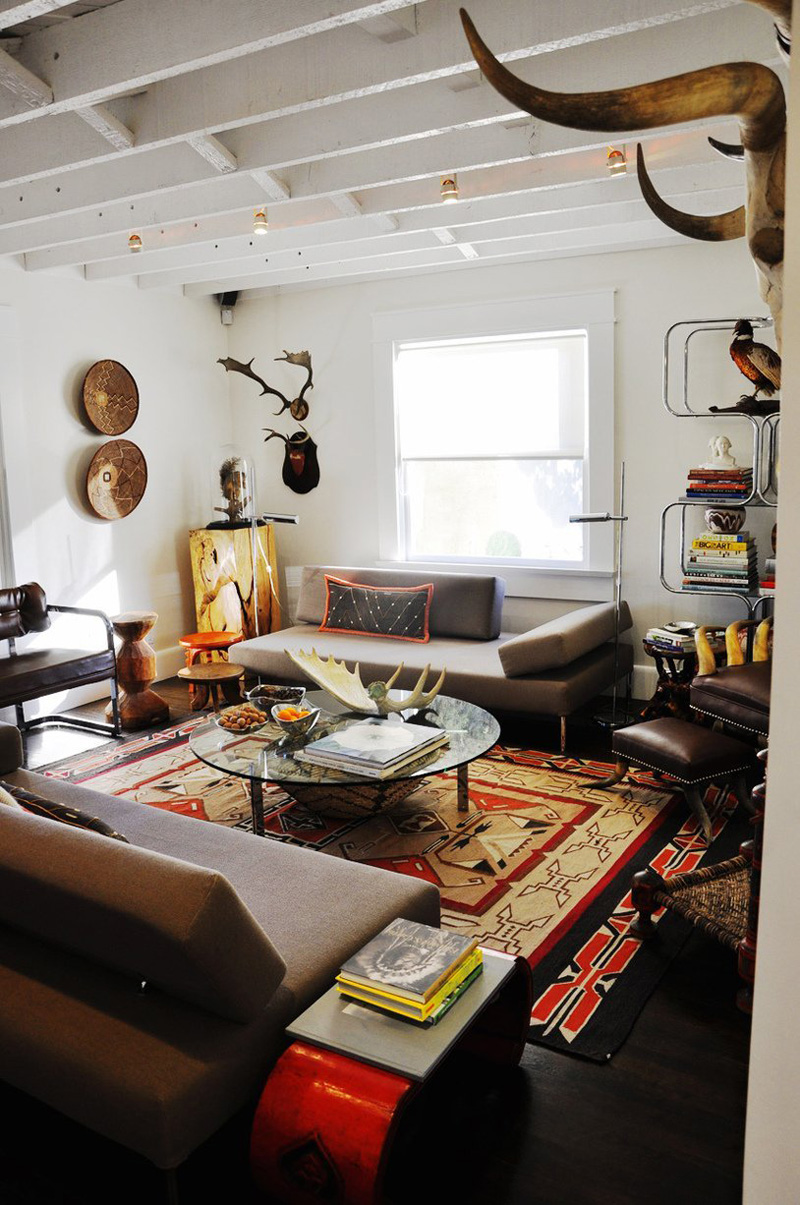 Southwestern-modern-living-room