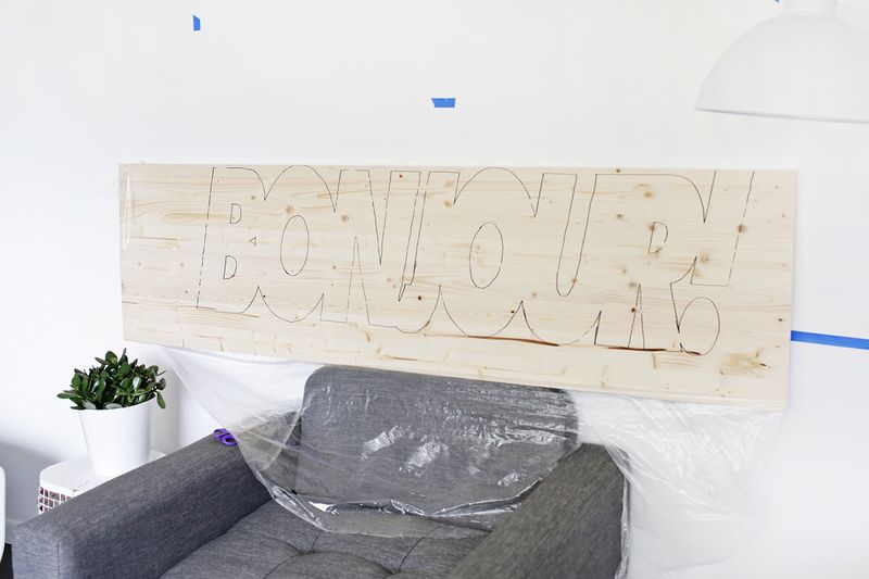 Metal edge marquee DIY in whatever font or phrase you want! (click through for tutorial) 