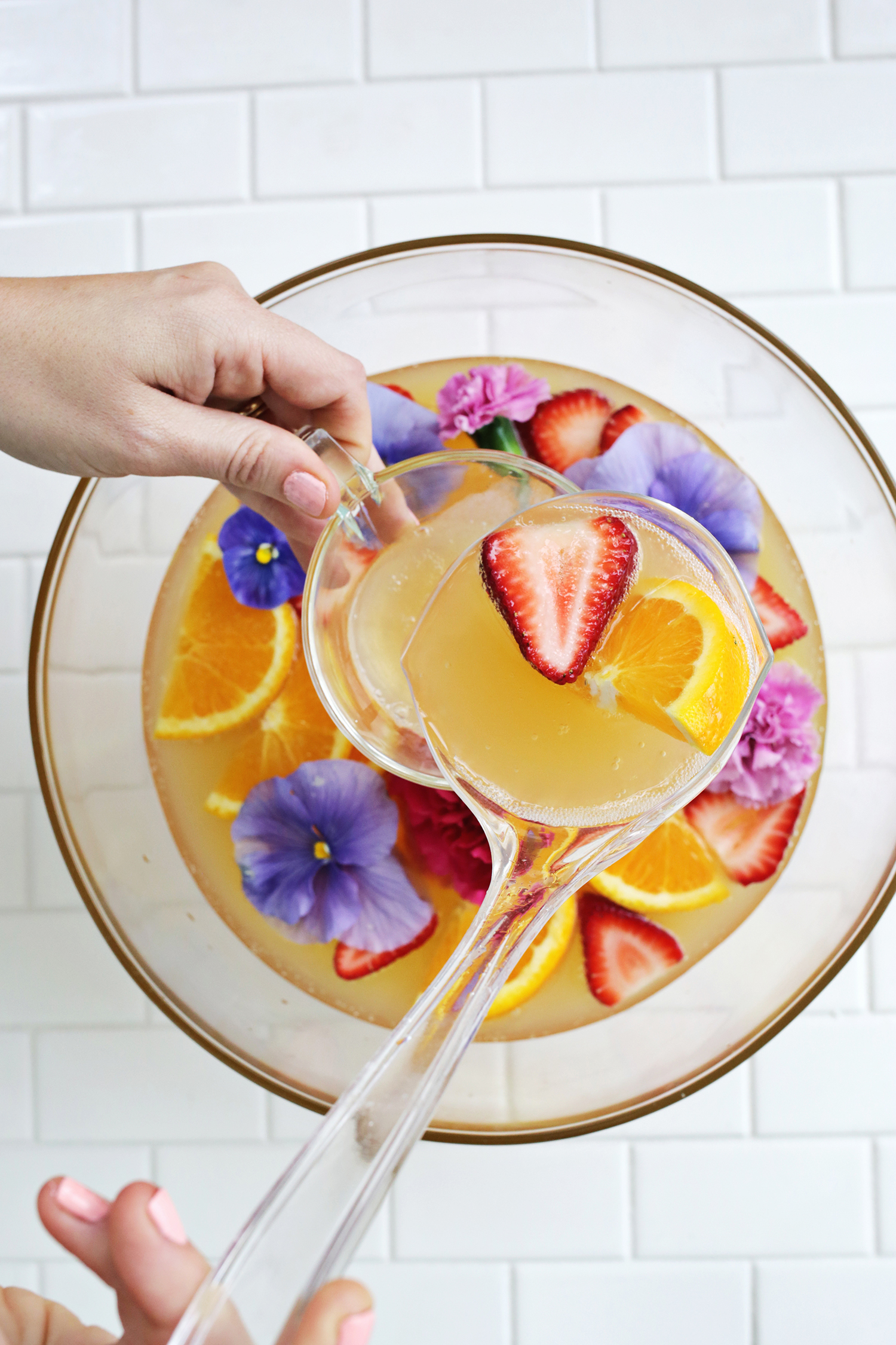 So pretty! Pineapple Citrus Punch (click through for tutorial) 