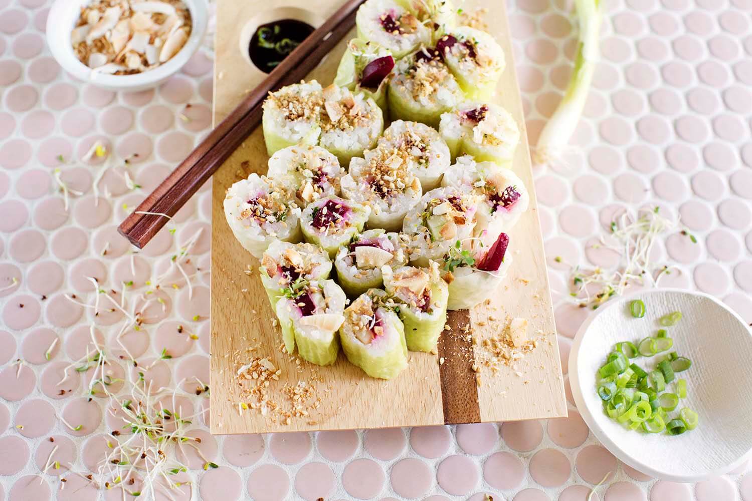 Crunchy beet and sprout sushi (via abeautifulmess.com) 