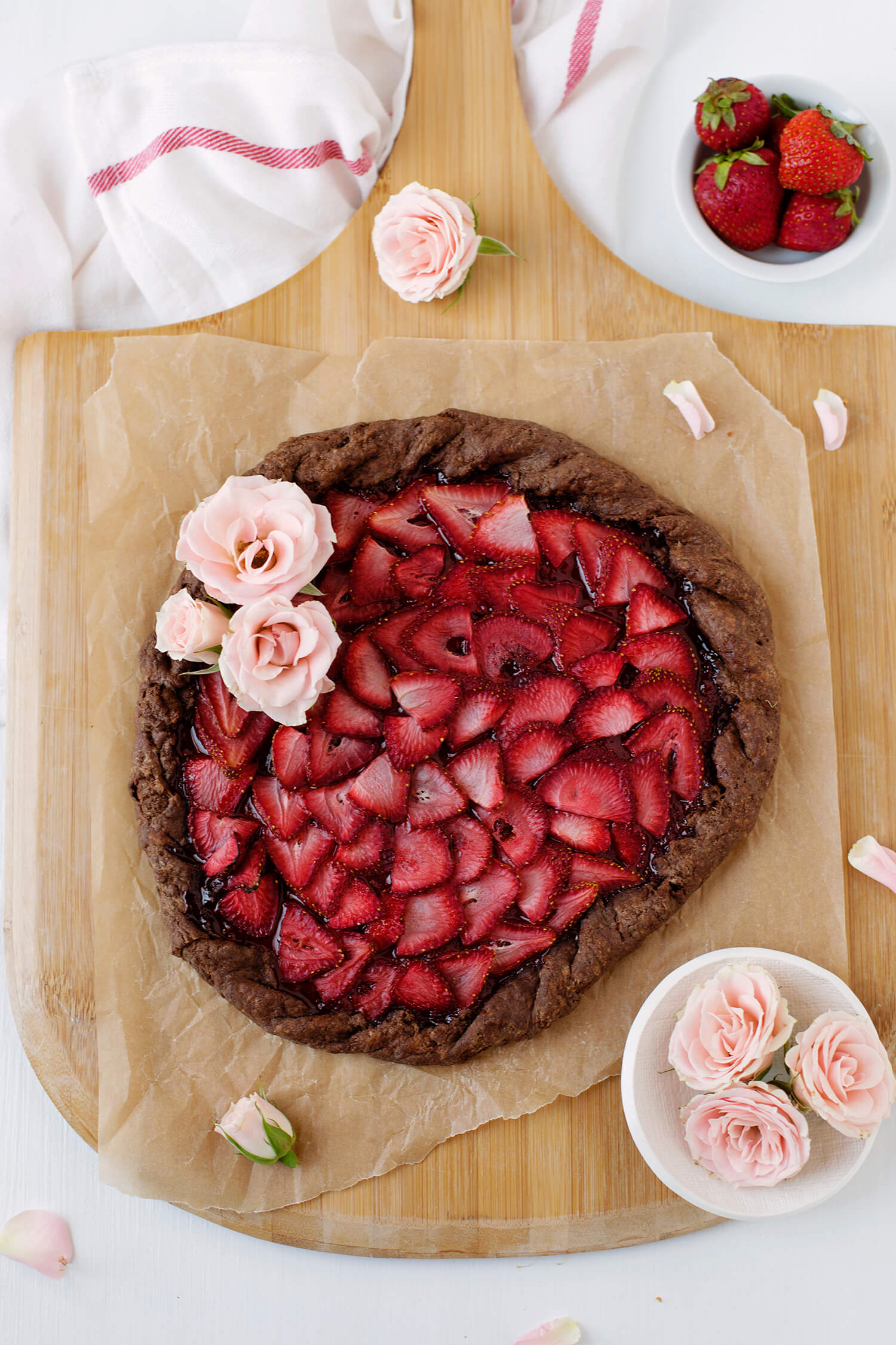 Strawberries and champagne galette with a chocolate crust (via abeautifulmess.com) 