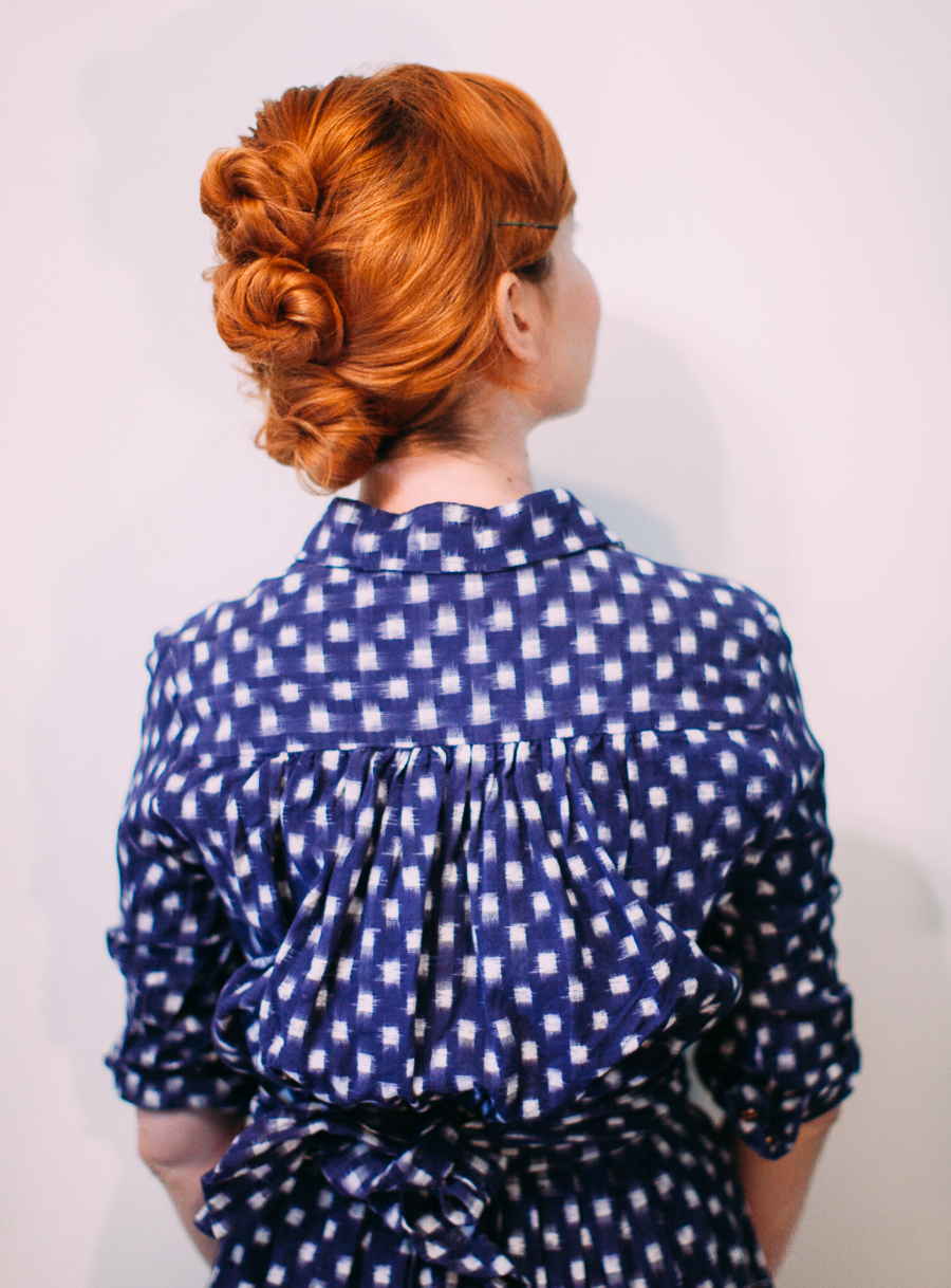 Easy messy updo (click-through for the full tutorial)