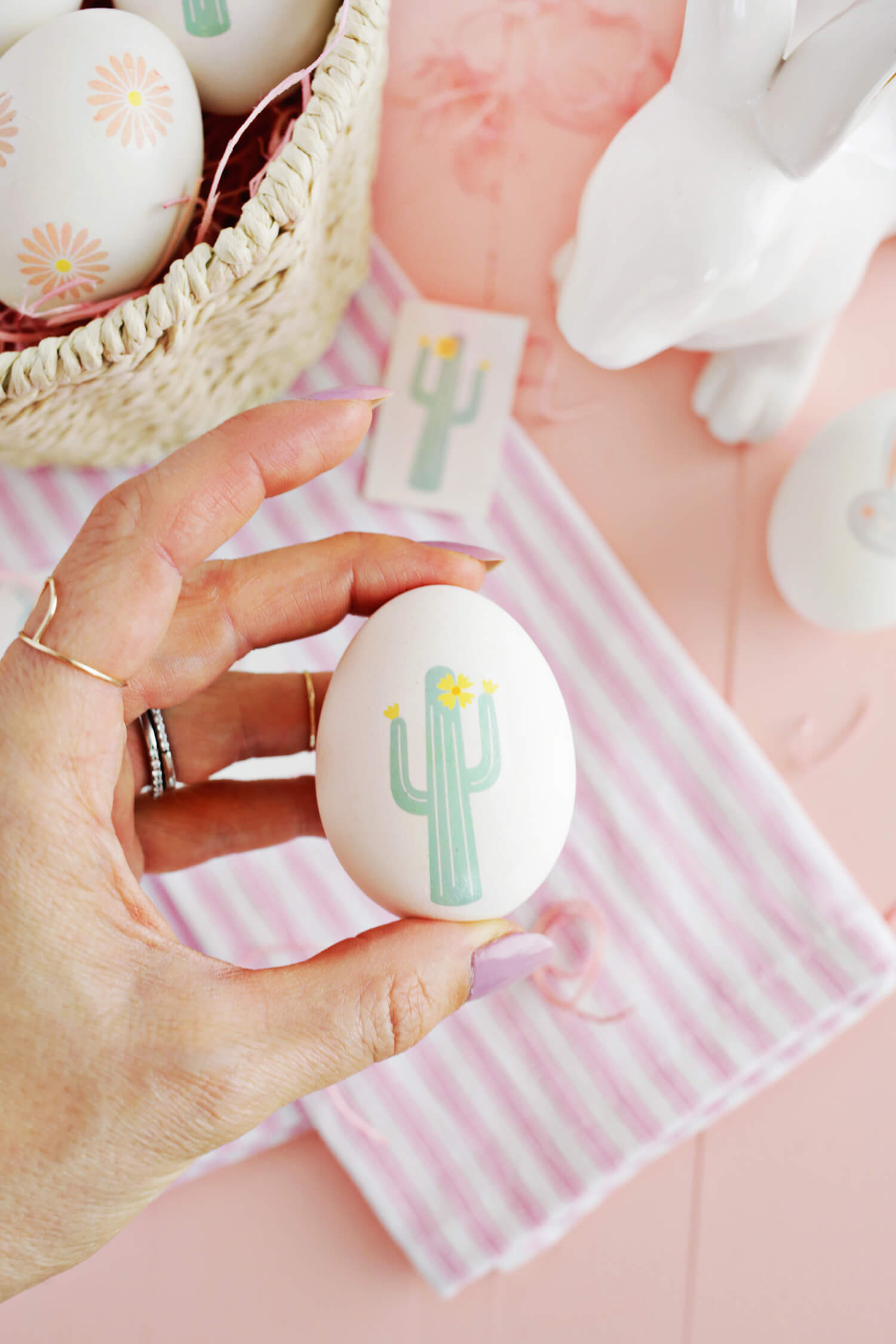 Easter Egg Tattoo DIY (with Printables!) Click through for tutorial 