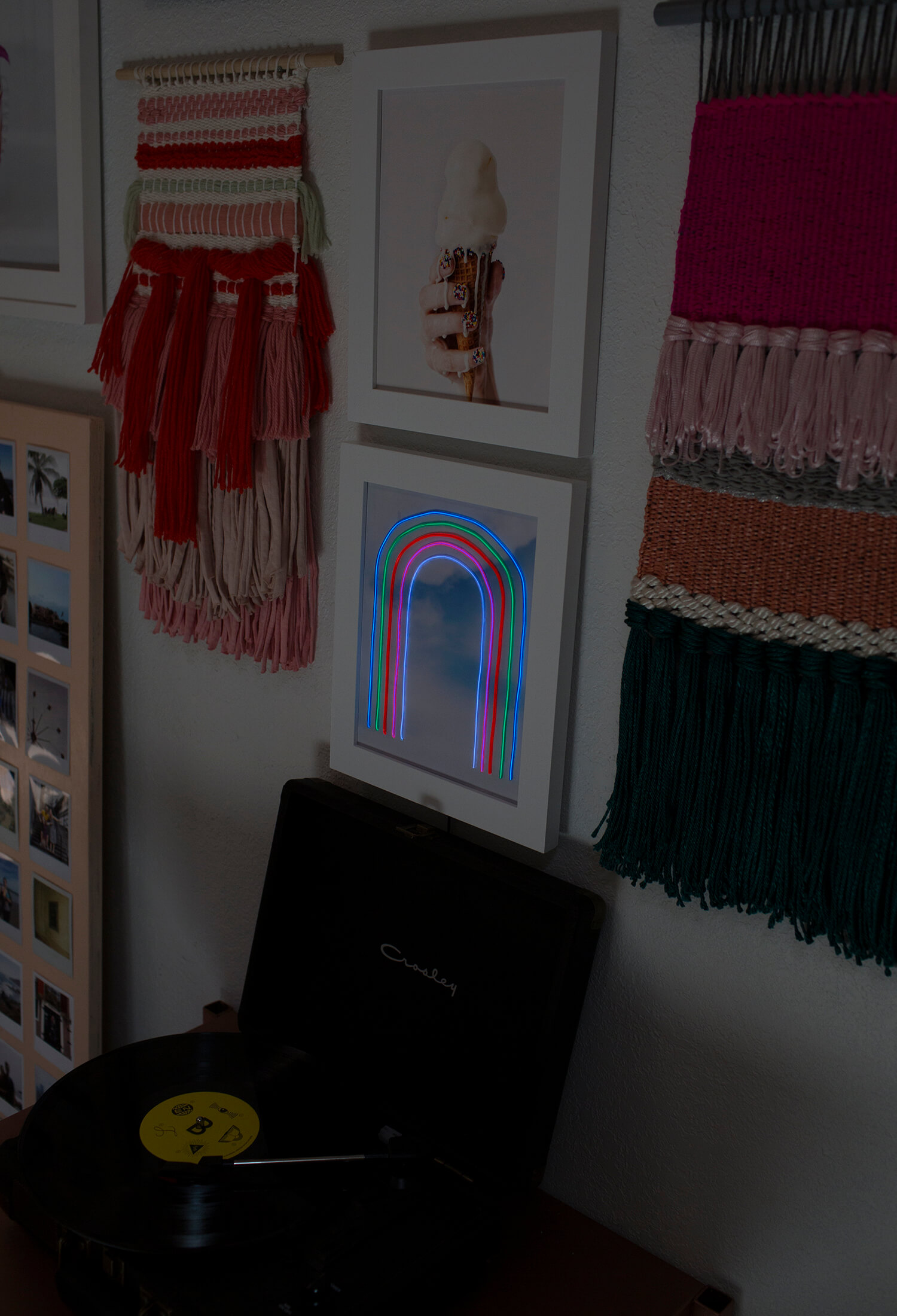 DIY Rainbow Neon Sign (via abeautifulmess.com) 