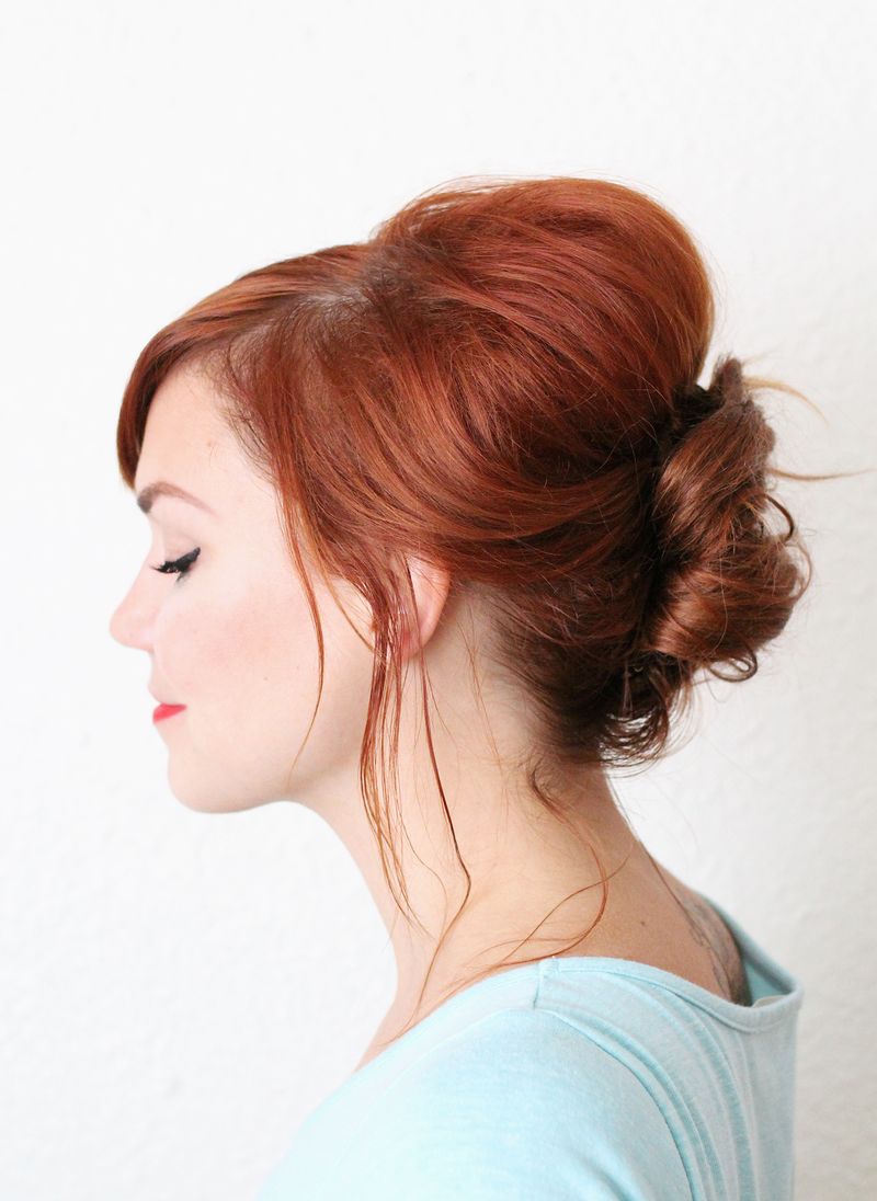 Everyday French Twist-- love how simple this is!