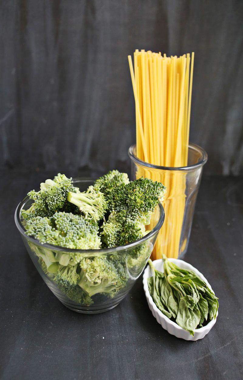 Broccoli pasta ingredients
