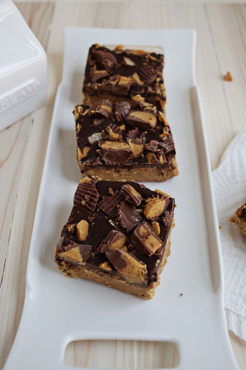 Peanut butter cup bars 