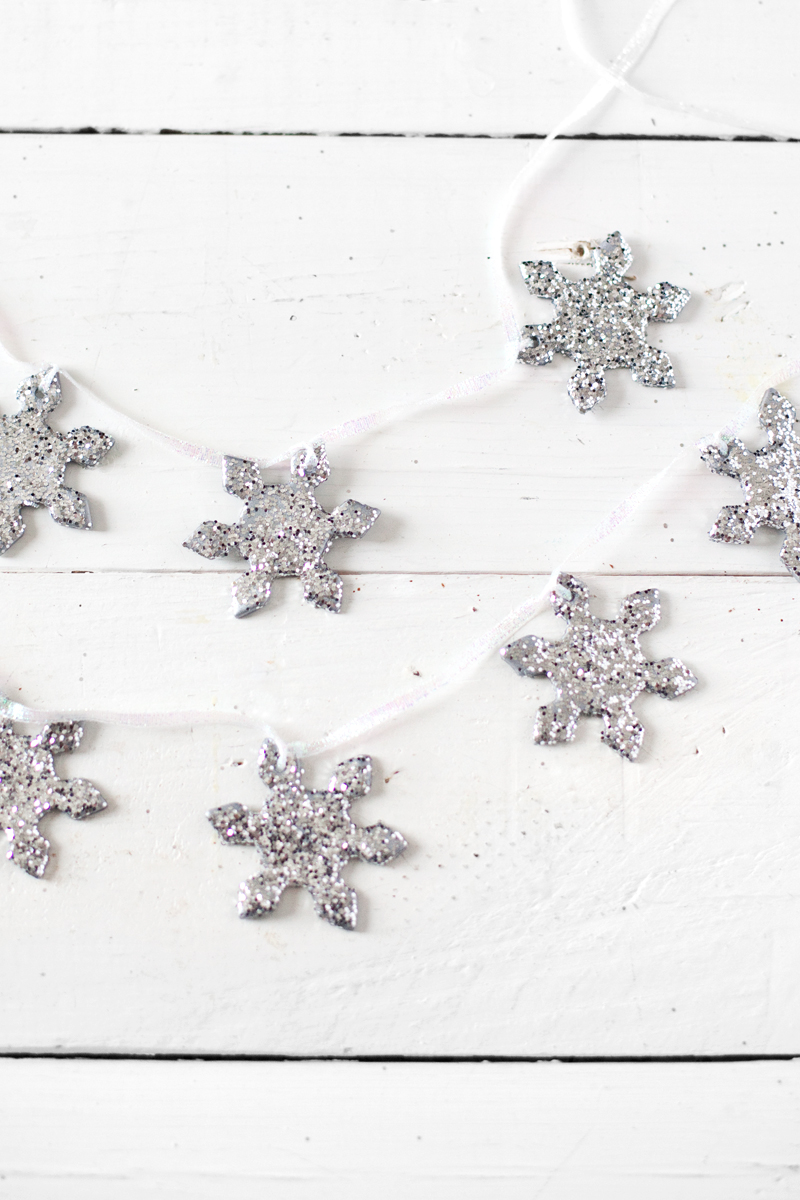 Five homemade holiday garlands to make this season— Including this sparkly snowflake garland