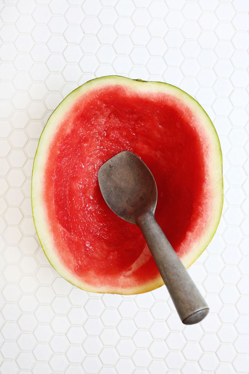 No way! watermelon slice jello shots! (click through for tutorial 