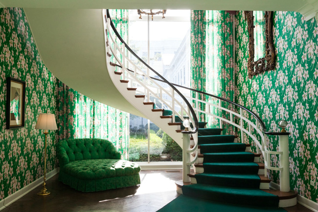 Greenbrier-stairs