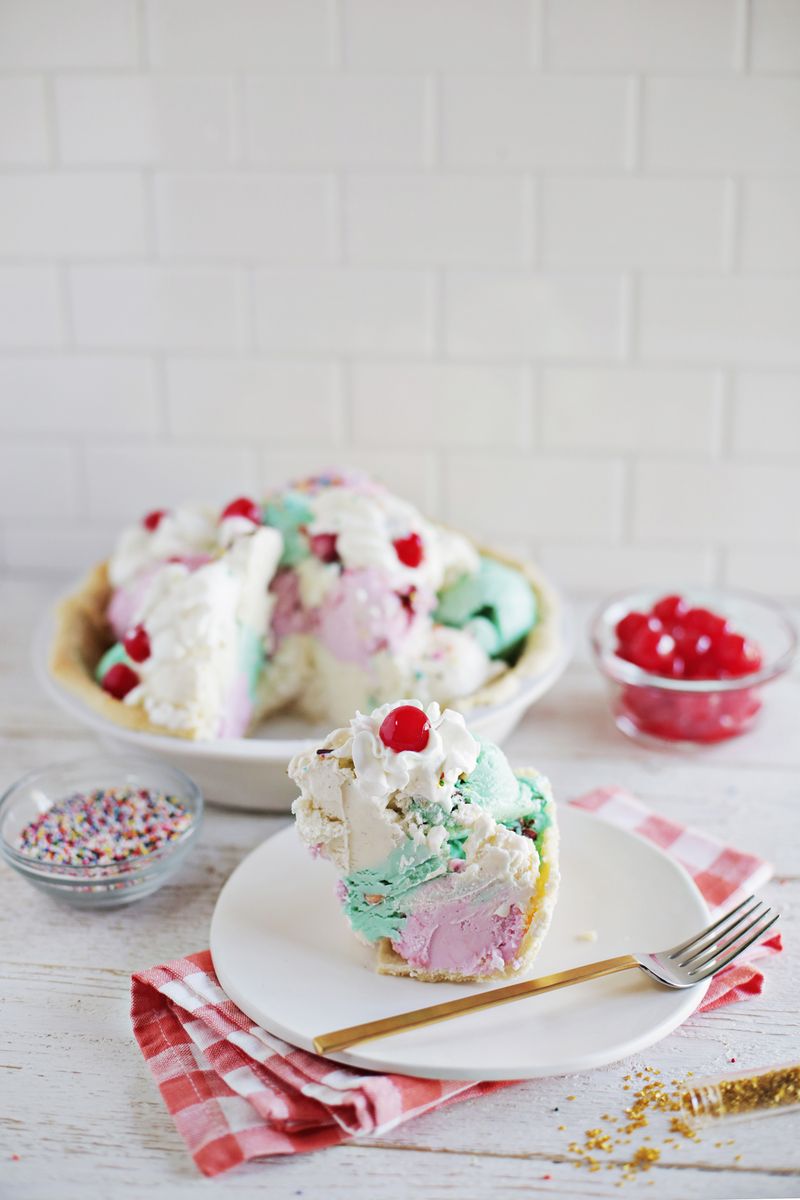 Ice Cream Pie with a Sugar Cookie Crust (via abeautifulmess.com) 