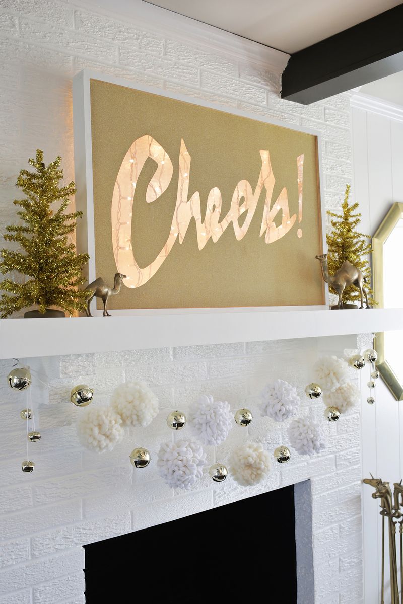 Cheers! Light box marquee DIY (click through for tutorial) 