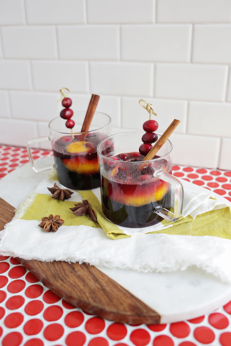 Mix and match mulled wine-perfect for the holidays! (click through for more) 