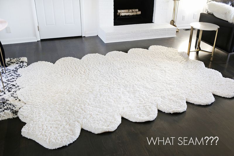 Genius! Make two smaller rugs into one large rug! (click through for more) 