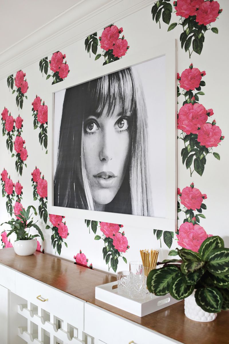 Make an oversized frame for a fraction of the price! (click through for tutorial 