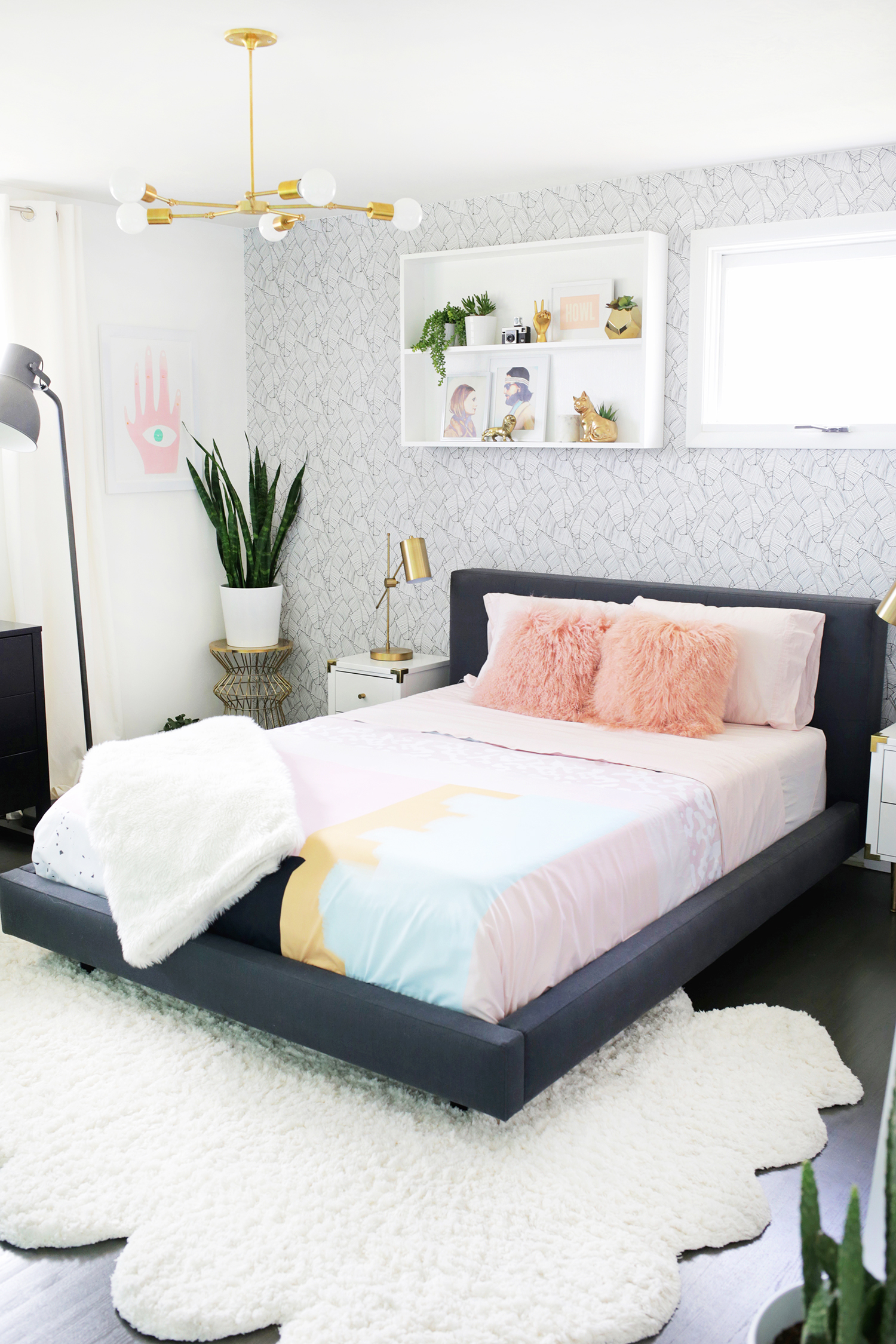 Laura's bedroom tour before + after (click through for more!) 